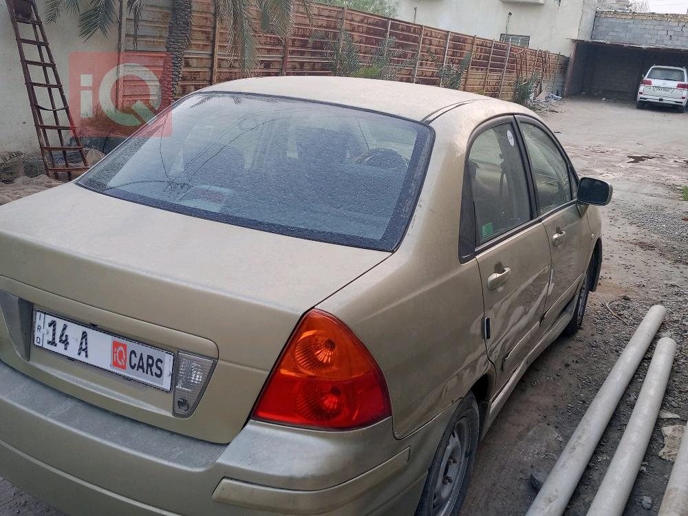 سوزوكي ليانا